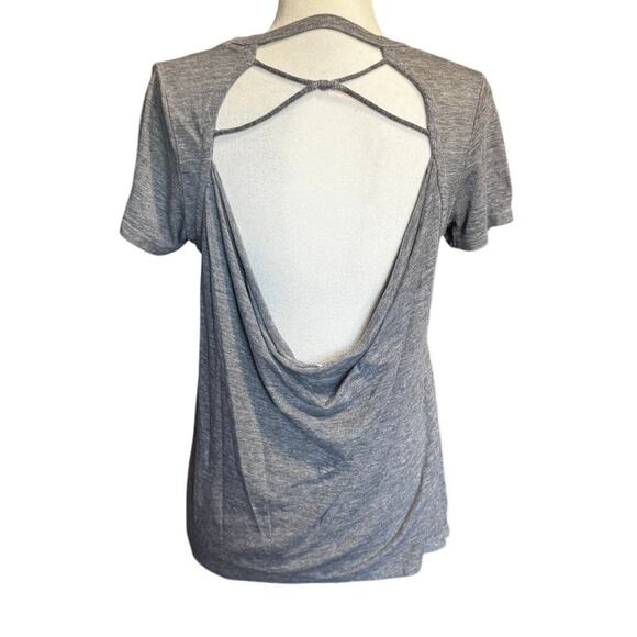 Chaser Heart Graphic Backless Open Back Tee Size M - Picture 2 of 6